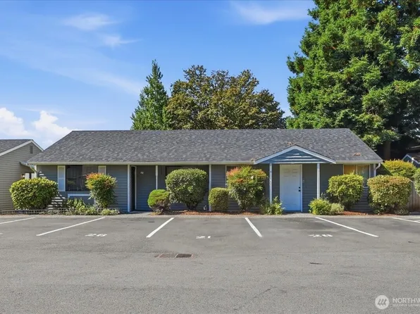 406 E Pioneer Street #B, Granite Falls, WA 98252