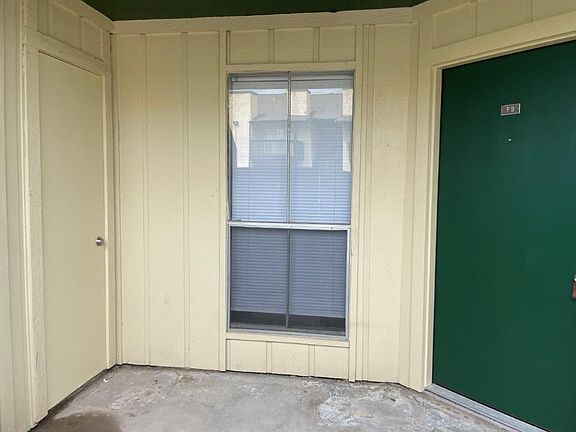 2nd image of 1516 Bay Area Blvd #F9