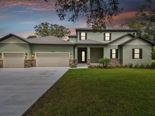 2730 Robertson Trl, Lutz, FL 33559