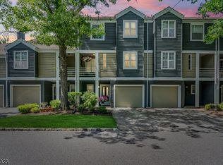 368 Pond Rd, Bridgewater, NJ 08807