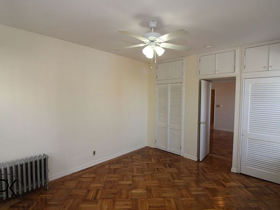 2nd image of 536 Graham Ave #4A