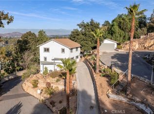 4646 Beacon Way, Riverside, CA 92501