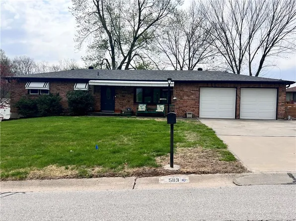 5113 NW Ridgewood Dr, Kansas City, MO 64151