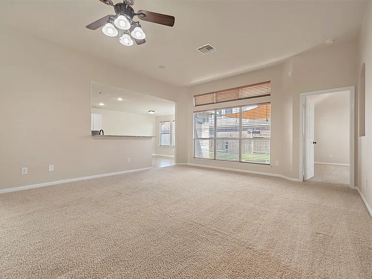 19218 Dawntreader Dr — Photo 29