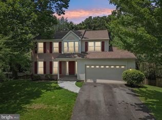 8126 Tall Timber Dr, Gainesville, VA 20155