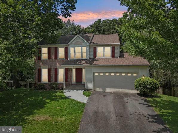8126 Tall Timber Dr, Gainesville, VA 20155