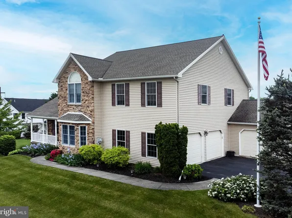 2084 Powderhorn Rd, Middletown, PA 17057