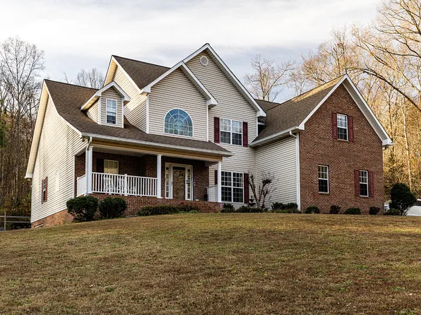 1295 Walston St, Dalton, GA 30720