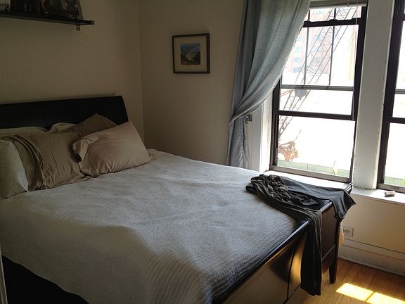 2nd image of 1940 1/2 W Wilson Ave #3I