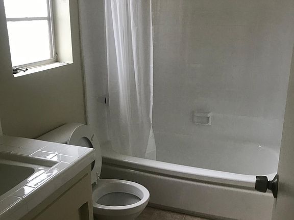 2nd image of 202 E Cypress St APT 11