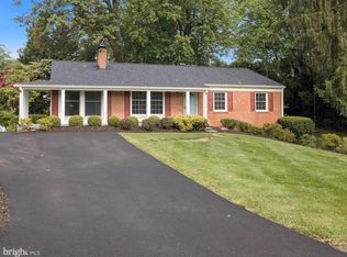 17202 Emerson Dr, Silver Spring, MD 20905