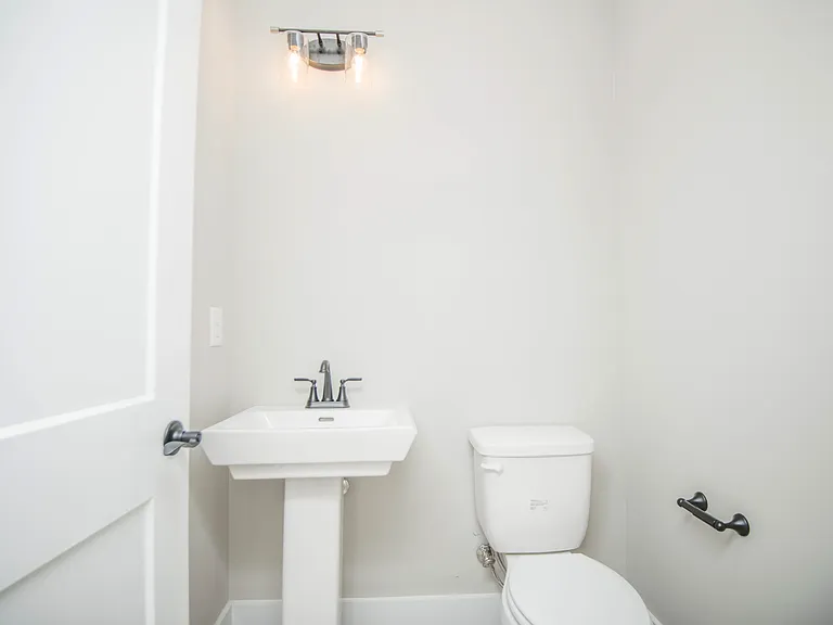 7230 Sassafras Way — Photo 15