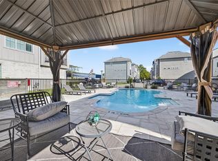 1303 Upland Retreat Blue Pl, Houston, TX 77043