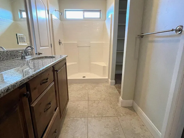 2521 Bella Vista Dr — Photo 13