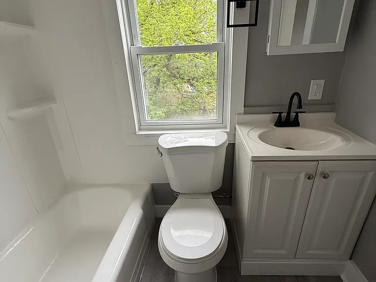 266 Linden St #2 — Photo 32