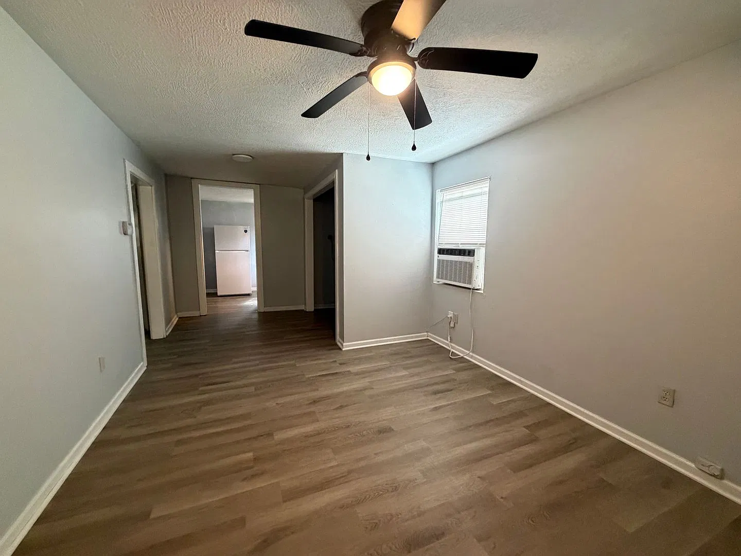 2B/1B Available in Lake Charles — Photo 2