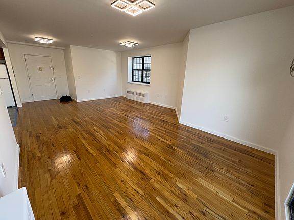 2nd image of 8751 20th Ave #2B
