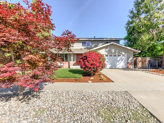 2nd image of 1573 Darlene Ave