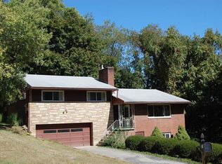 1912 Allison Dr, Glenshaw, PA 15116
