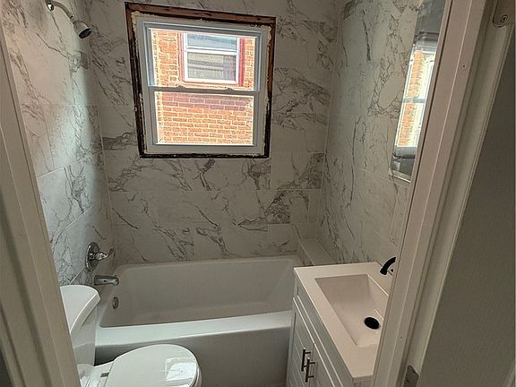5th image of 308 N Millvale Ave