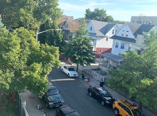 591 E 3rd St #2R, Brooklyn, NY 11218