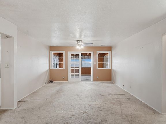 4th image of 1510 Sandy Lane Ct SE