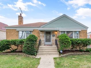 1008 Manchester Ave, Westchester, IL 60154