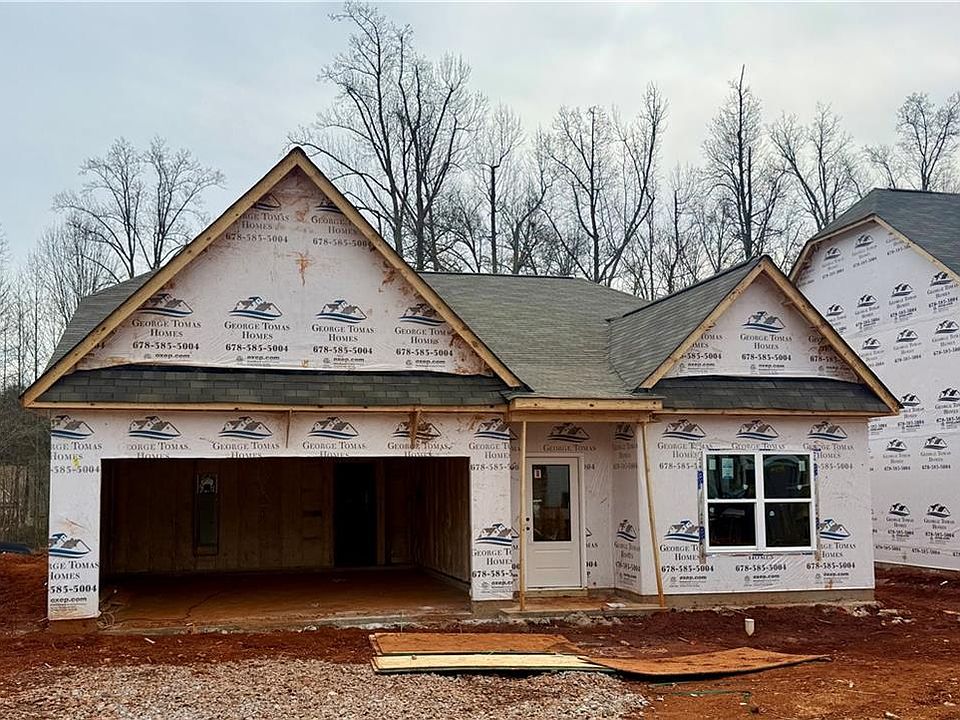 1st image of 503 Charleston Pl