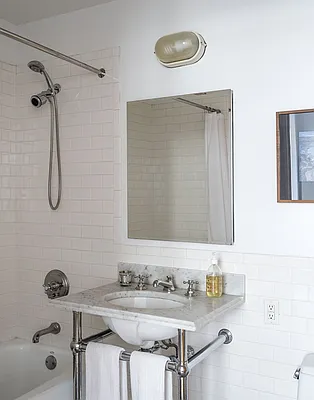 Rented by Two Trees | media 20