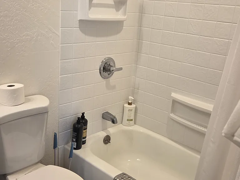 316 E Flaming Gorge Way #205 — Photo 2