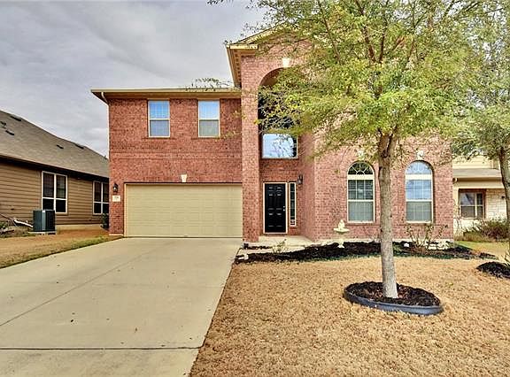 3rd image of 376 Quarry Ln