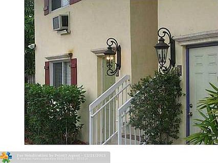 1st image of 500 NE 14th Ave APT 4