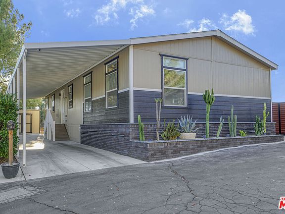 2nd image of 4201 Topanga Canyon Blvd #11