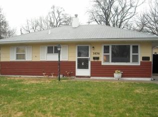 3836 Valley St, Omaha, NE 68105