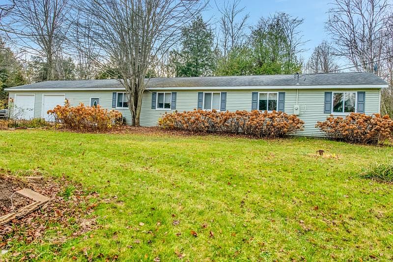 1158 S Lakeshore Rd, Carsonville, MI 48419 Zillow