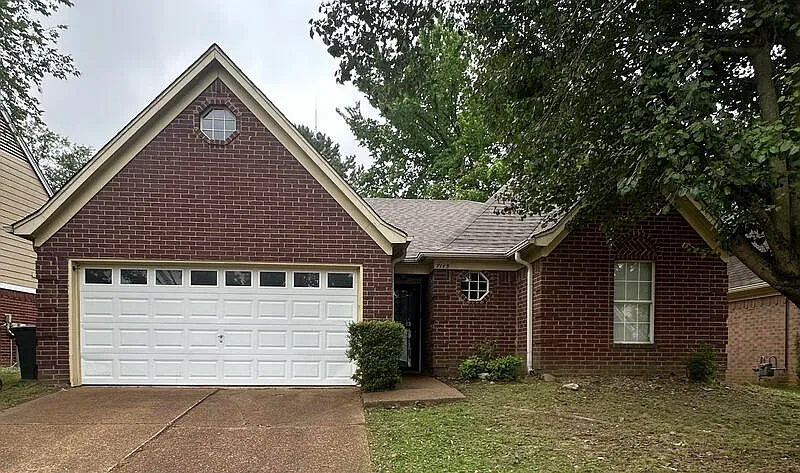 3 bed, 2.0 bath, 1450 sqft, $1,595 — Photo 1