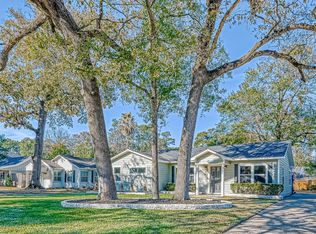 1034 W 43rd St, Houston, TX 77018