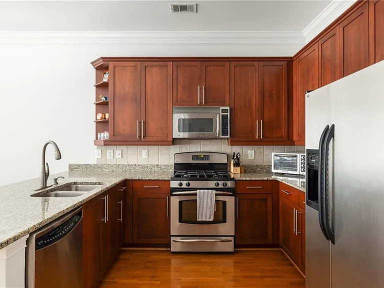 1055 Piedmont Ave NE #211 — Photo 6