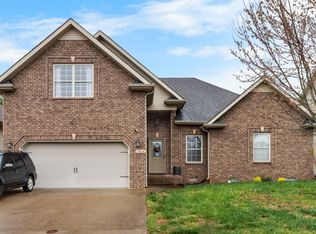 1204 Chinook Cir, Clarksville, TN 37042