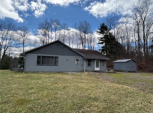 2 Johnson Rd, Kane, PA 16735