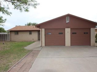 2504 Baylor Ave, Roswell, NM 88203