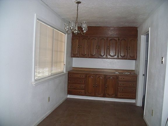 5th image of 7828 Charmette Way