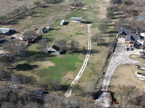3rd image of 8421 County Road 1014