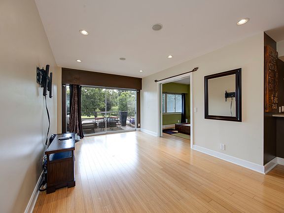 2nd image of 4200 W End Ave APT 206