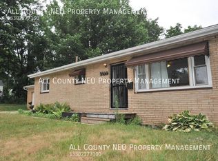 1365 Pontiac Ave, Akron, OH 44307