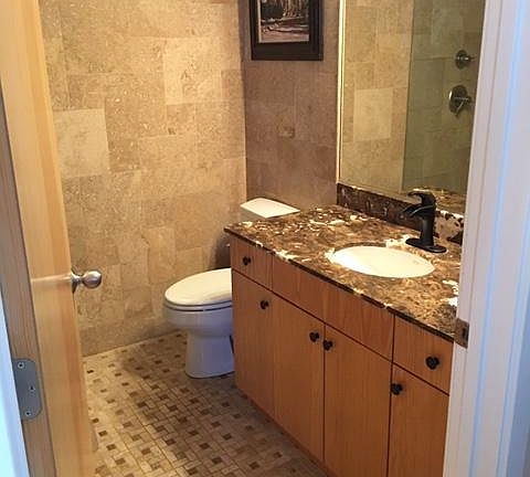 2nd image of 1935 S Archer Ave APT 314A
