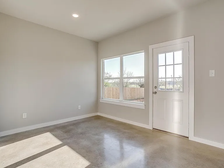 609 Mesquite Dr — Photo 17