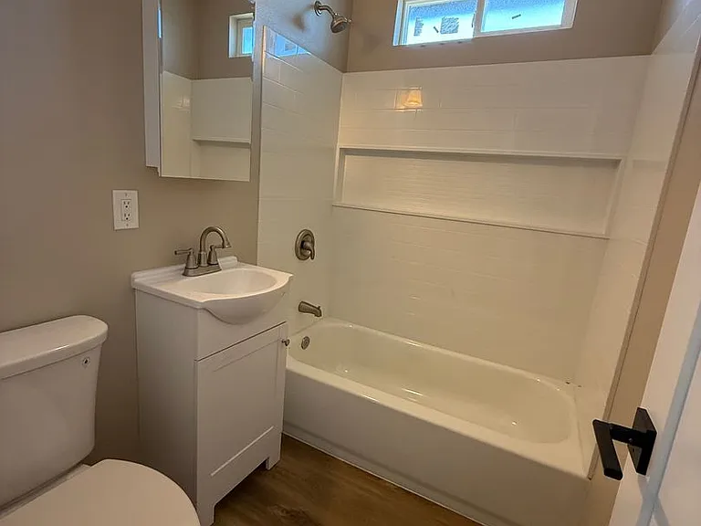 1527 W Stoneridge Ct — Photo 8