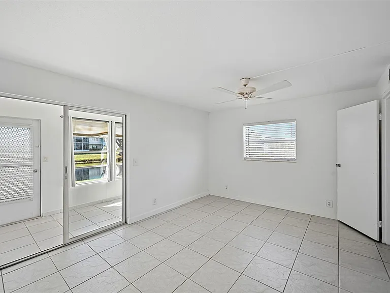 451 Monaco Park #J — Photo 13