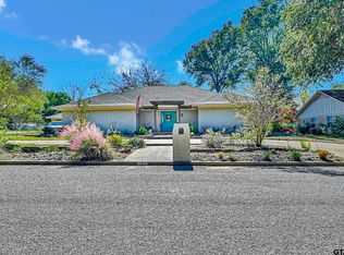 233 La Jolla Dr, Athens, TX 75751